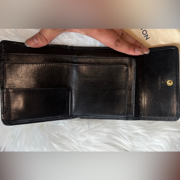 Authentic LOUIS VUITTON Elise Wallet Black Epi Leather Compact Trifold LO1910 - Picture 7 of 13